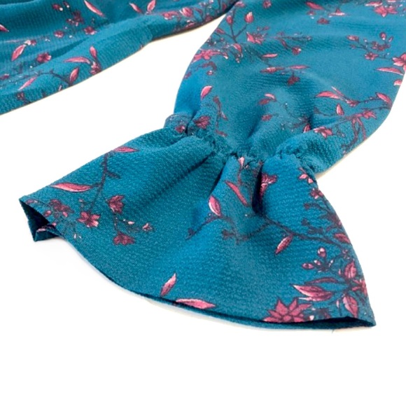 Long Sleeve V-Neck Teal with Floral Print Dress - Picture 5 of 8